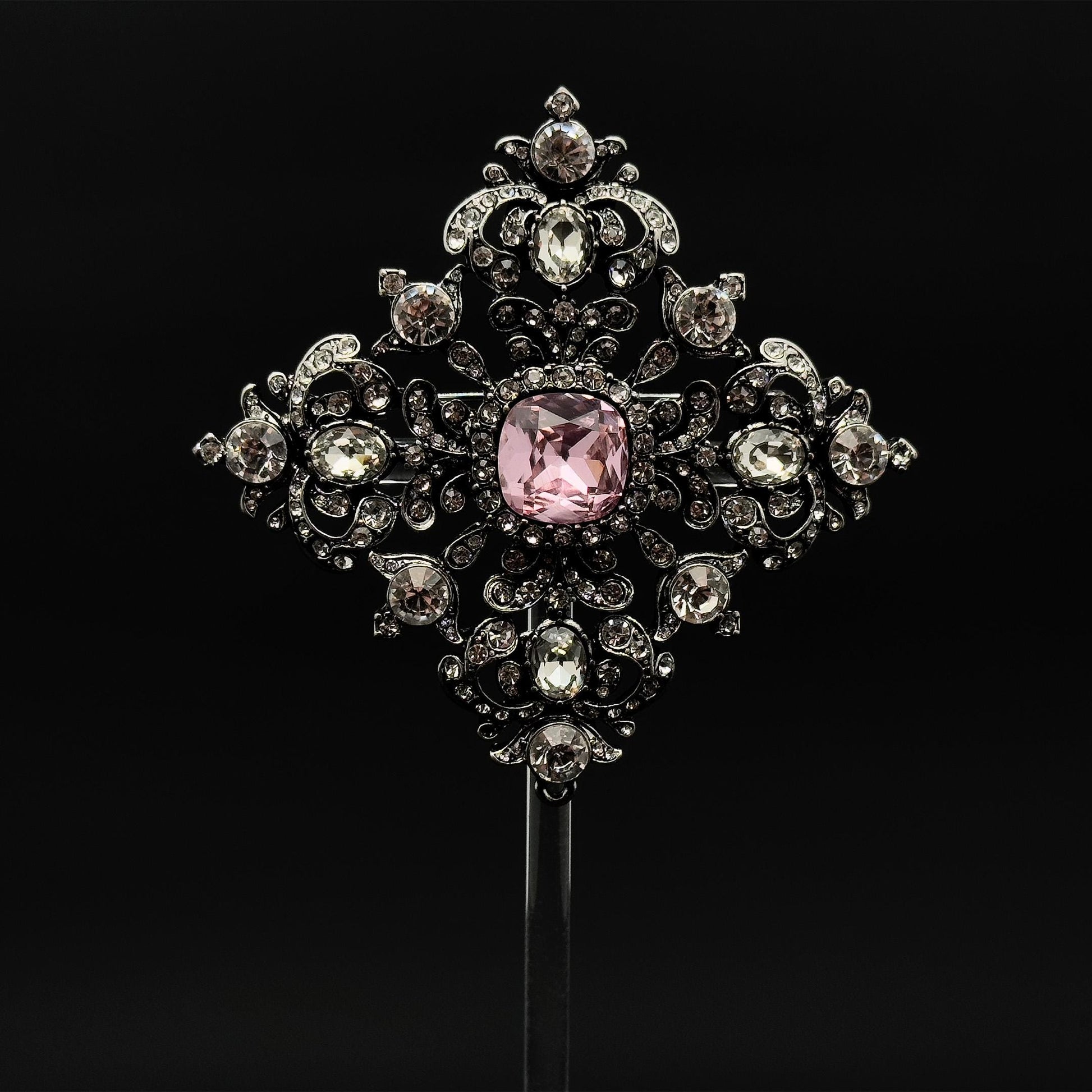 French Vintage Pink Crystal Geometric Brooch Pendant Elegant Rhinestone Pin