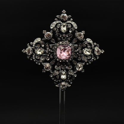 French Vintage Pink Crystal Geometric Brooch Pendant Elegant Rhinestone Pin