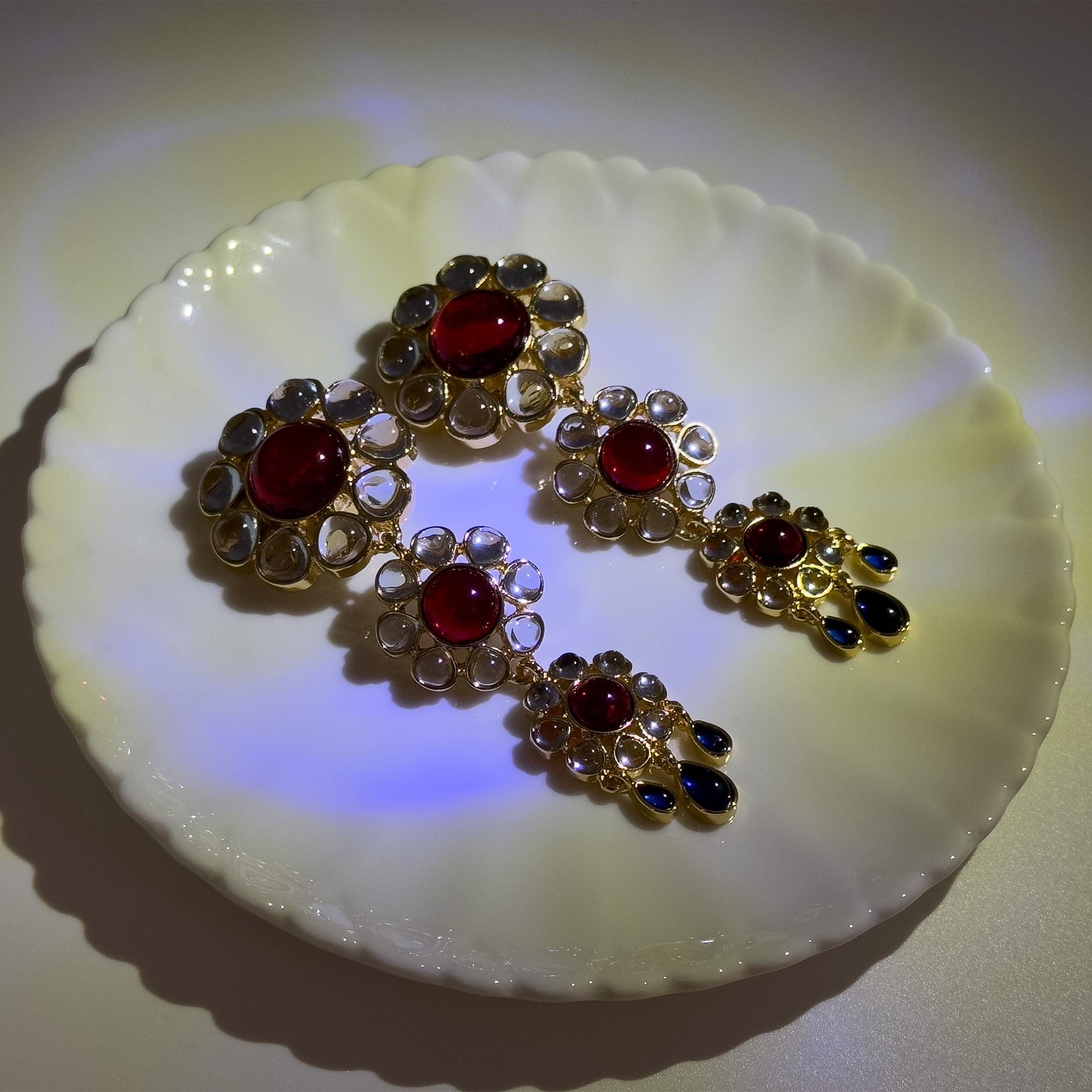 French Vintage Sunflower 3D Dangle Fringe Earrings, Gold-Plated Detail