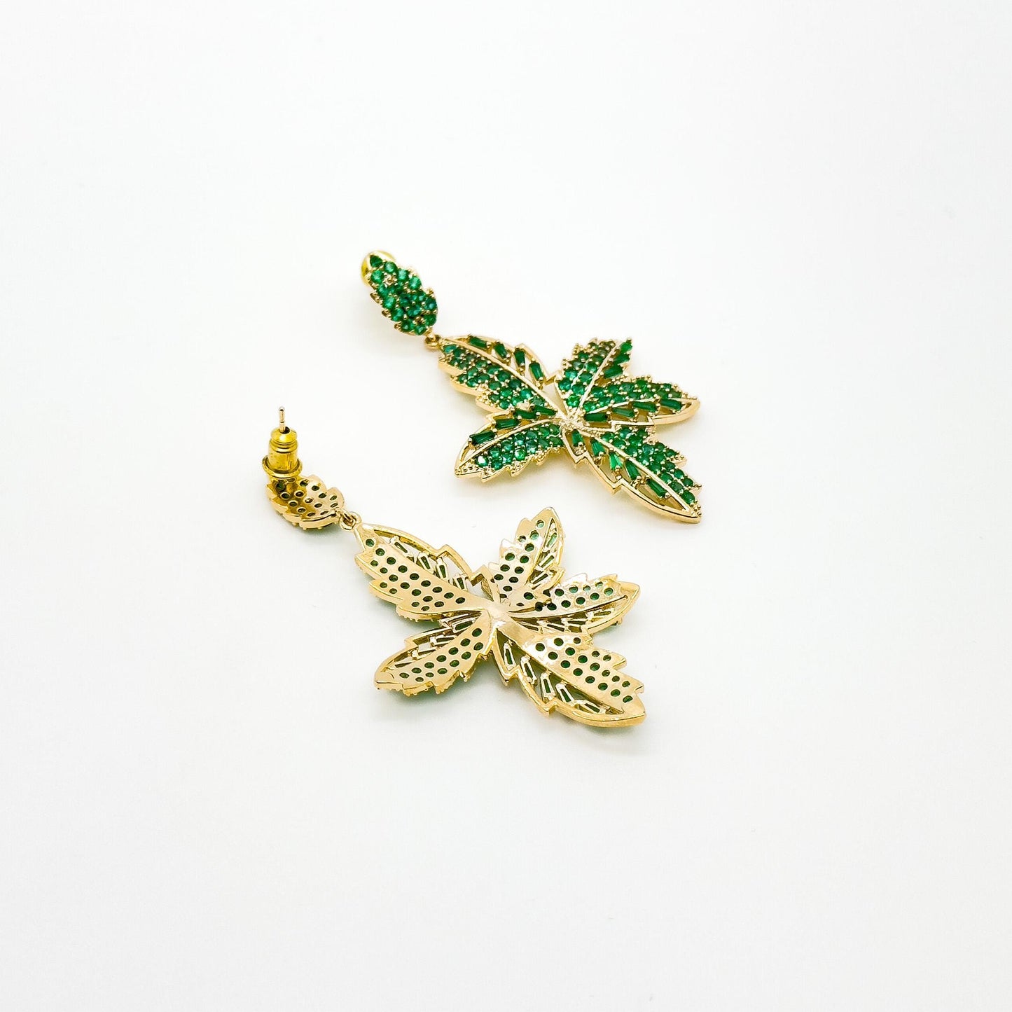 Vintage Green Leaf Clip-On Earrings Art Deco Glass Gold-Plated