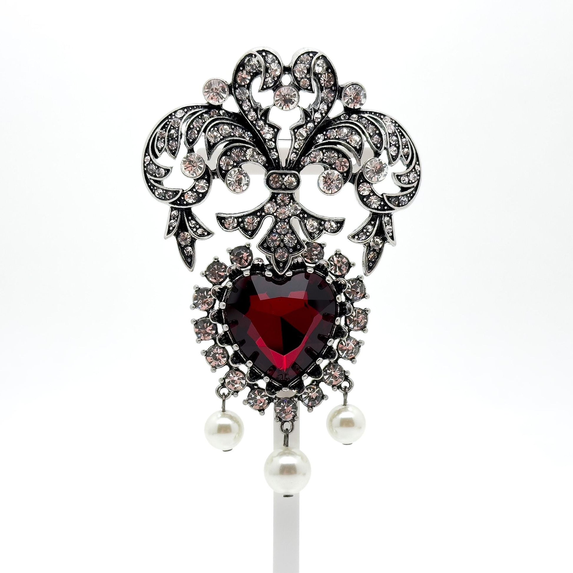 French Vintage Red Zircon Baroque Brooch with Pearls