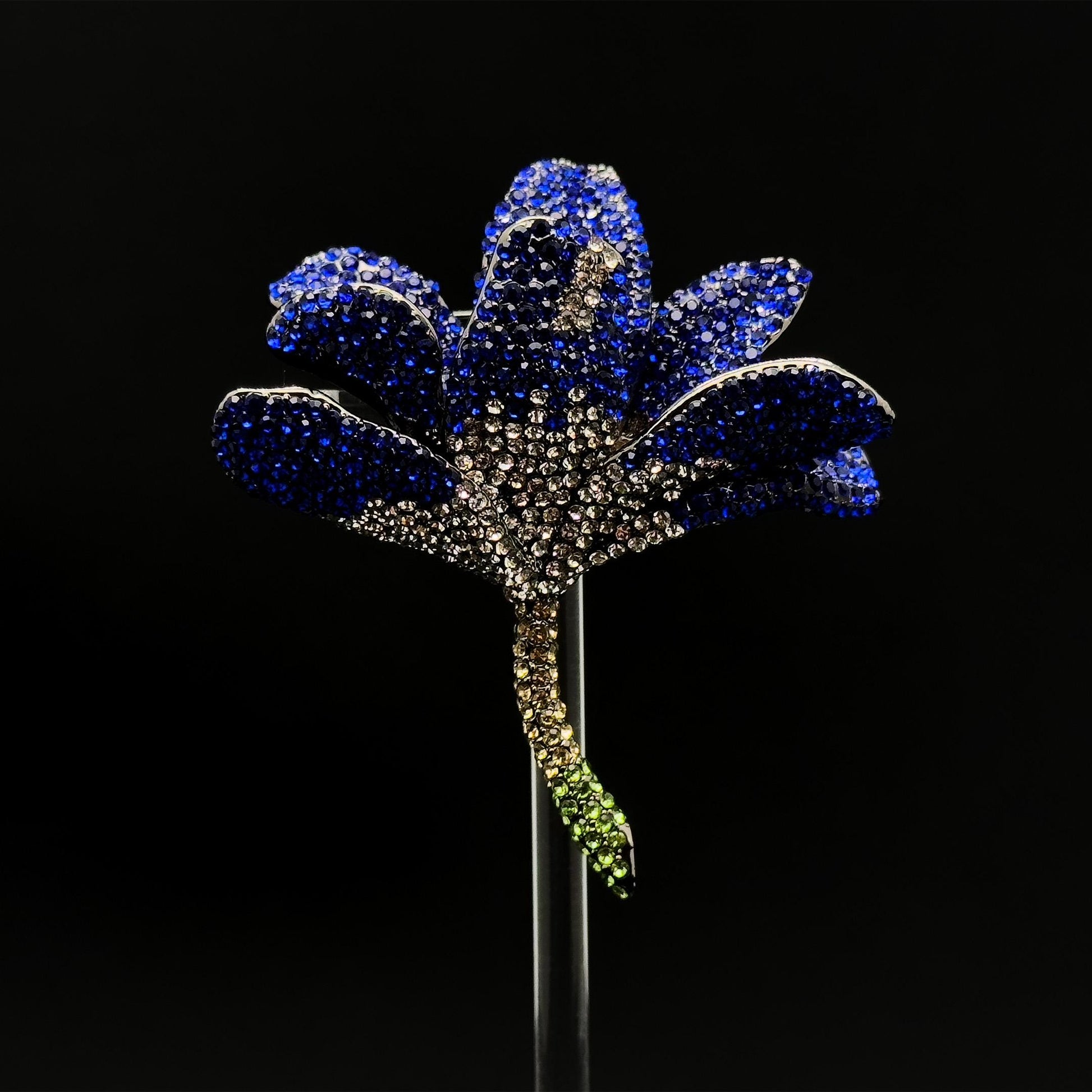 French Luxury 3D Flower Brooch with Zircon Accents