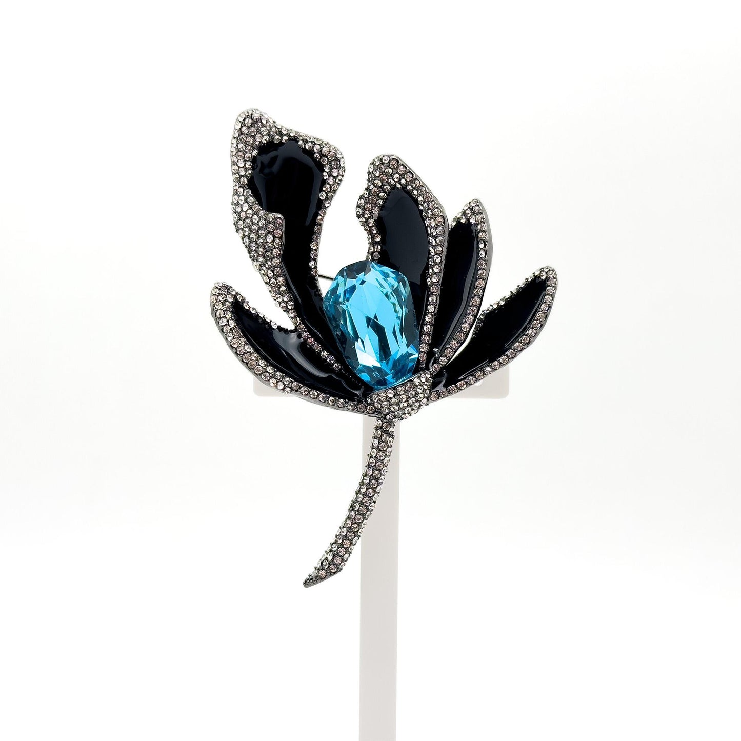 French Luxury 3D Flower Crystal Brooch for Women Coats