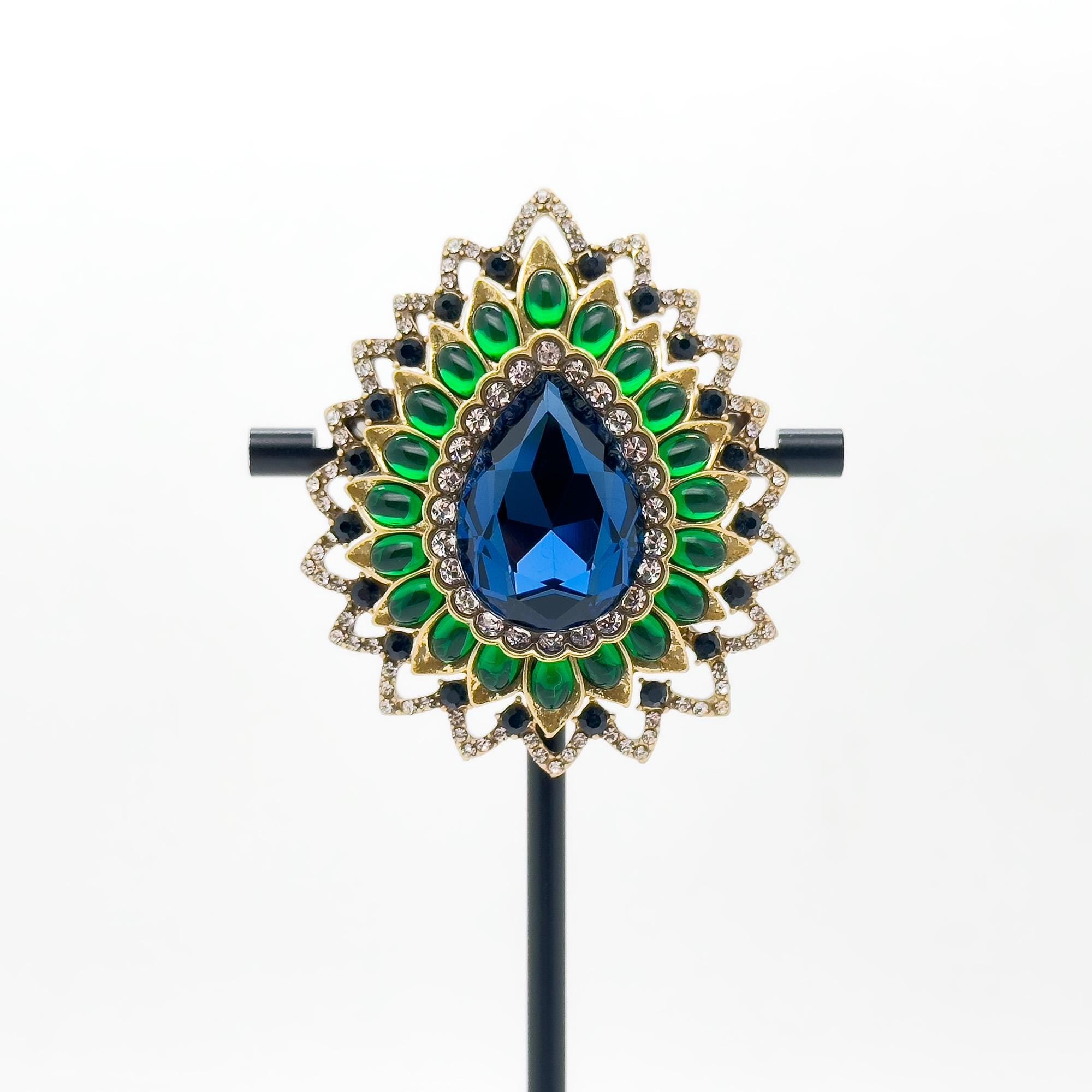 Vintage Art Deco Teardrop Brooch with 3D Flower and Rhinestones