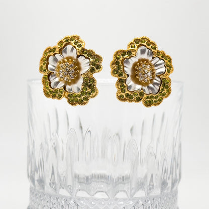 French Vintage 3D Flower Stud Earrings Gold-Plated Rhinestone