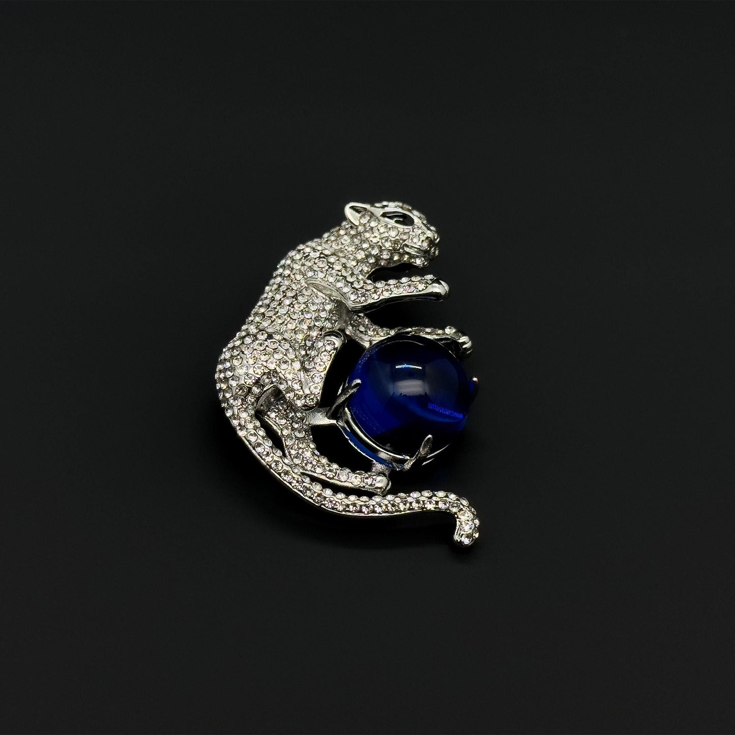 Luxury Leopard Brooch Rhinestone Crystal Animal Pin for Women