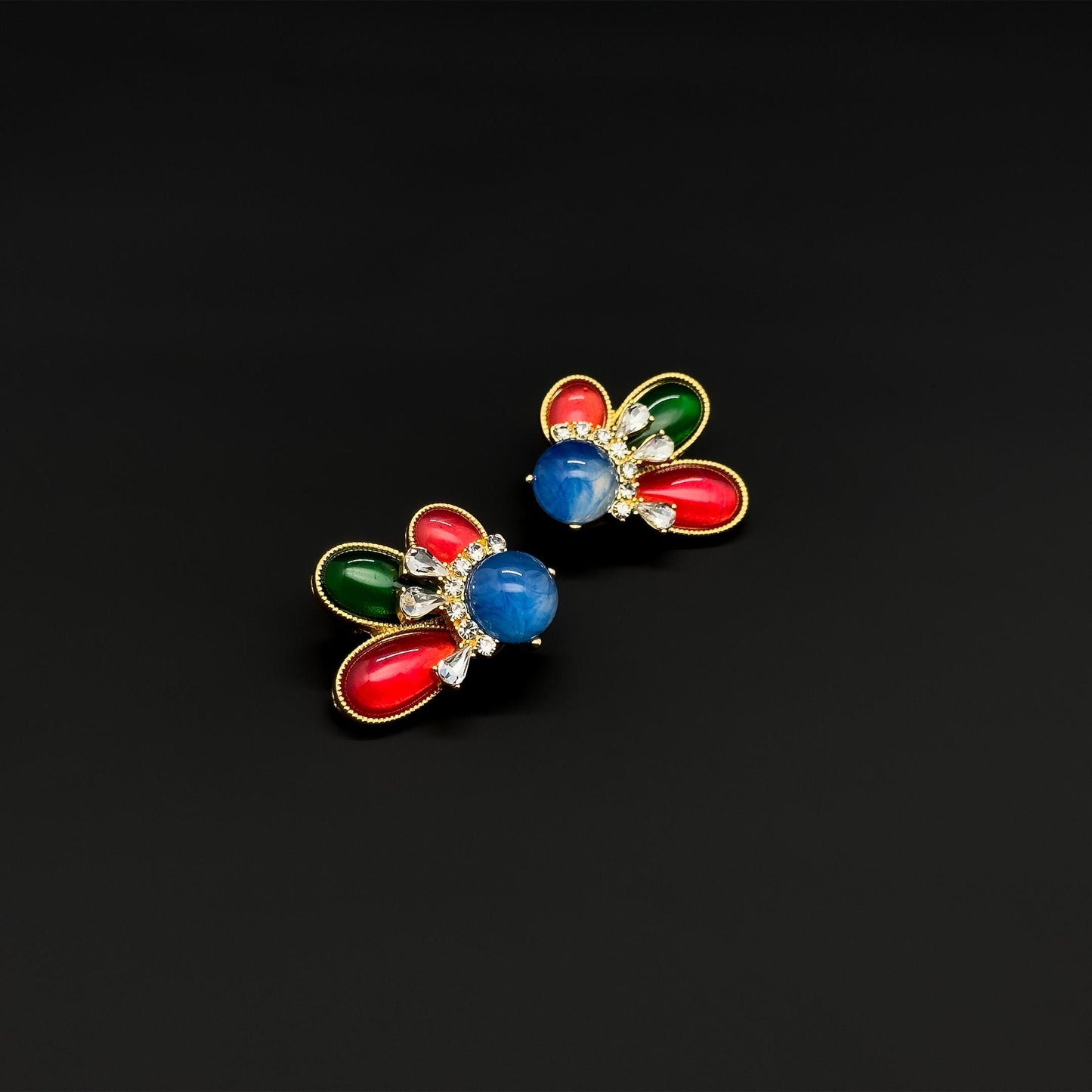 French Vintage Contrast Crystal Resin Stud Earrings Gold-Plated