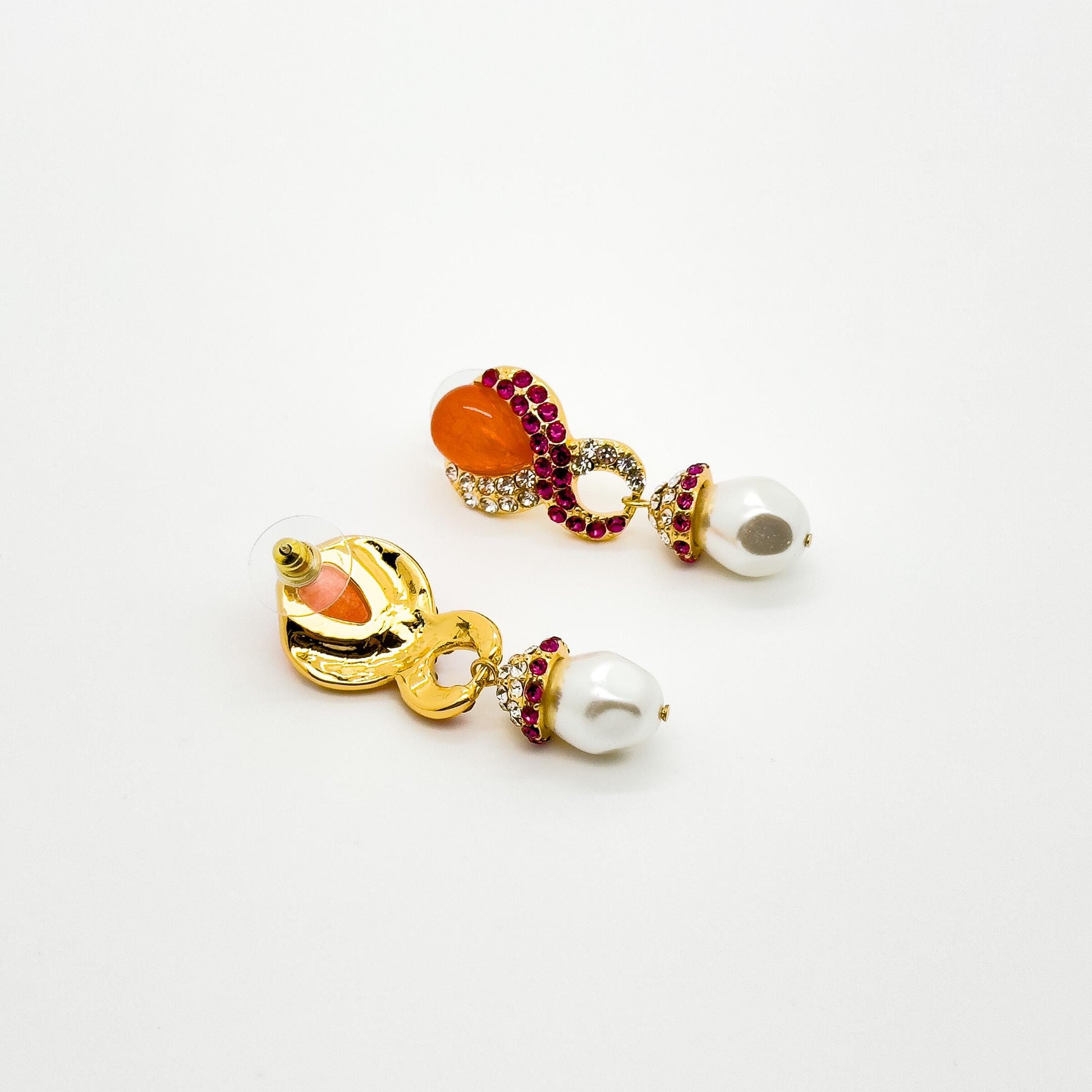 French Light Luxury Gold-Plated Pearl Teardrop Earrings with Coloured Rhinestones