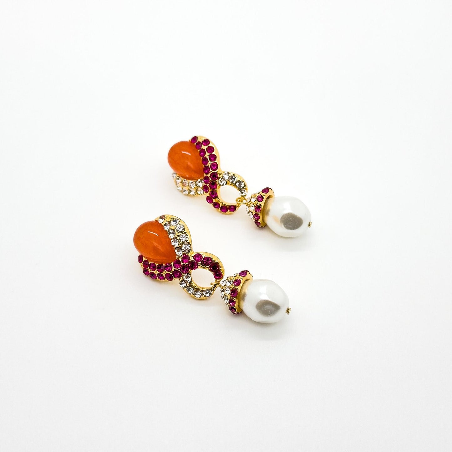 French Light Luxury Gold-Plated Pearl Teardrop Earrings with Coloured Rhinestones