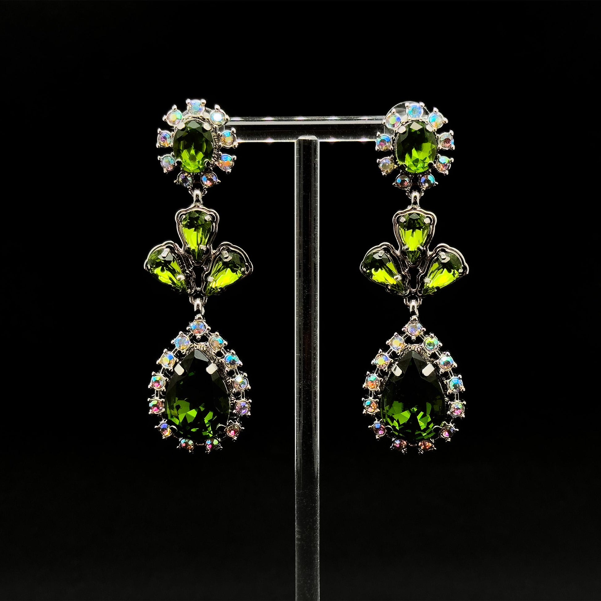 French Vintage Emerald Rhinestone Teardrop Earrings – Art Deco Drops