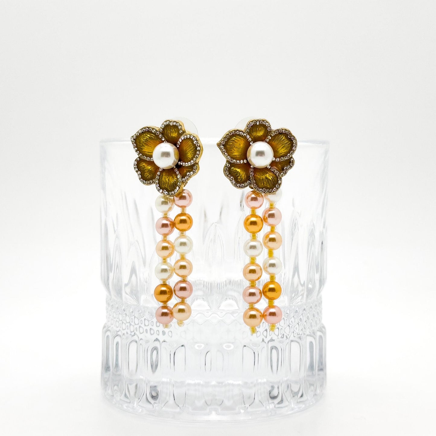 French Vintage Pearl Flower Necklace and Earrings Set Palace Style