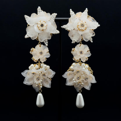 Art Deco Bridal Drop Earrings with White Flower Rhinestones Clip