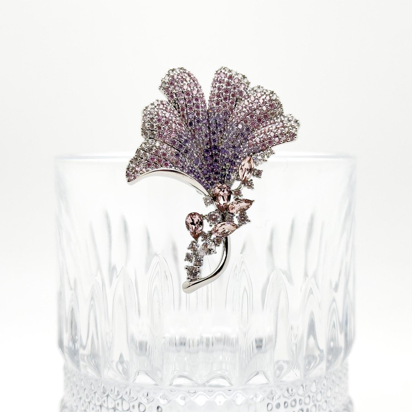 Luxury Ginkgo Leaf 3D Brooch with Zircon Copper Finish