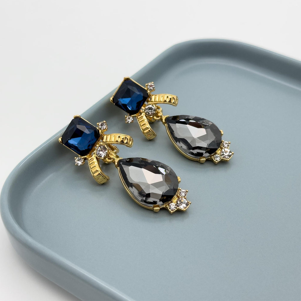 Vintage Art Deco Black Crystal Clip-On Dangle Court Earrings