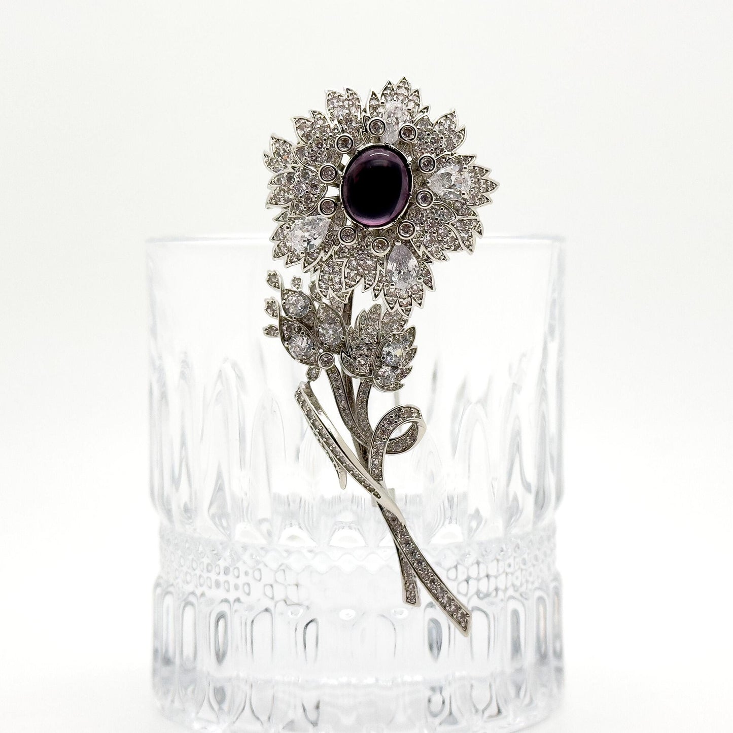 French Minimalist 3D Flower Rhinestone Brooch for Women