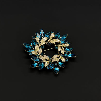 Light Luxury Vintage Wreath Brooch Copper Zircon Gift Pin
