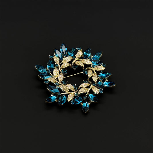 Light Luxury Vintage Wreath Brooch Copper Zircon Gift Pin
