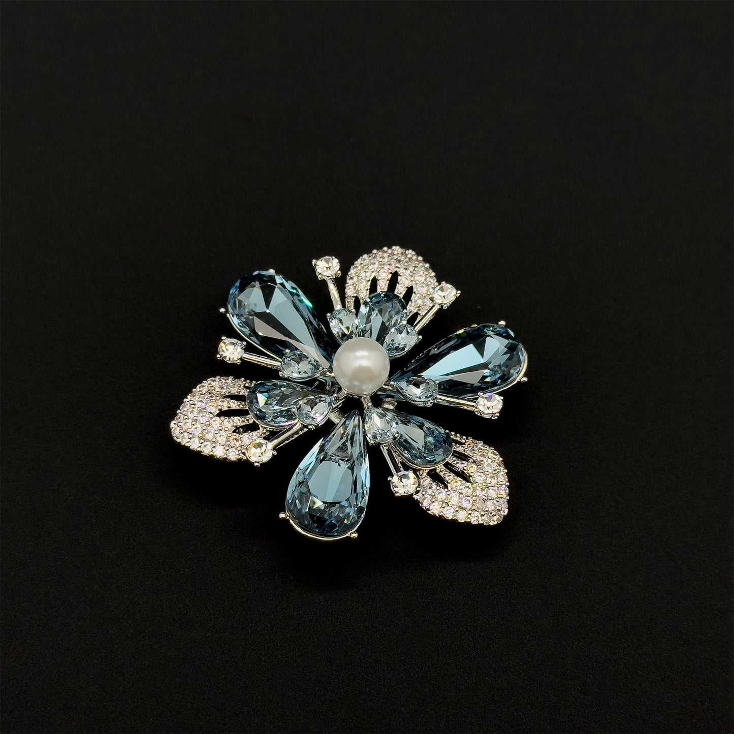 Vintage Art Deco Blue Crystal Flower Brooch, Gold-Plated Pin