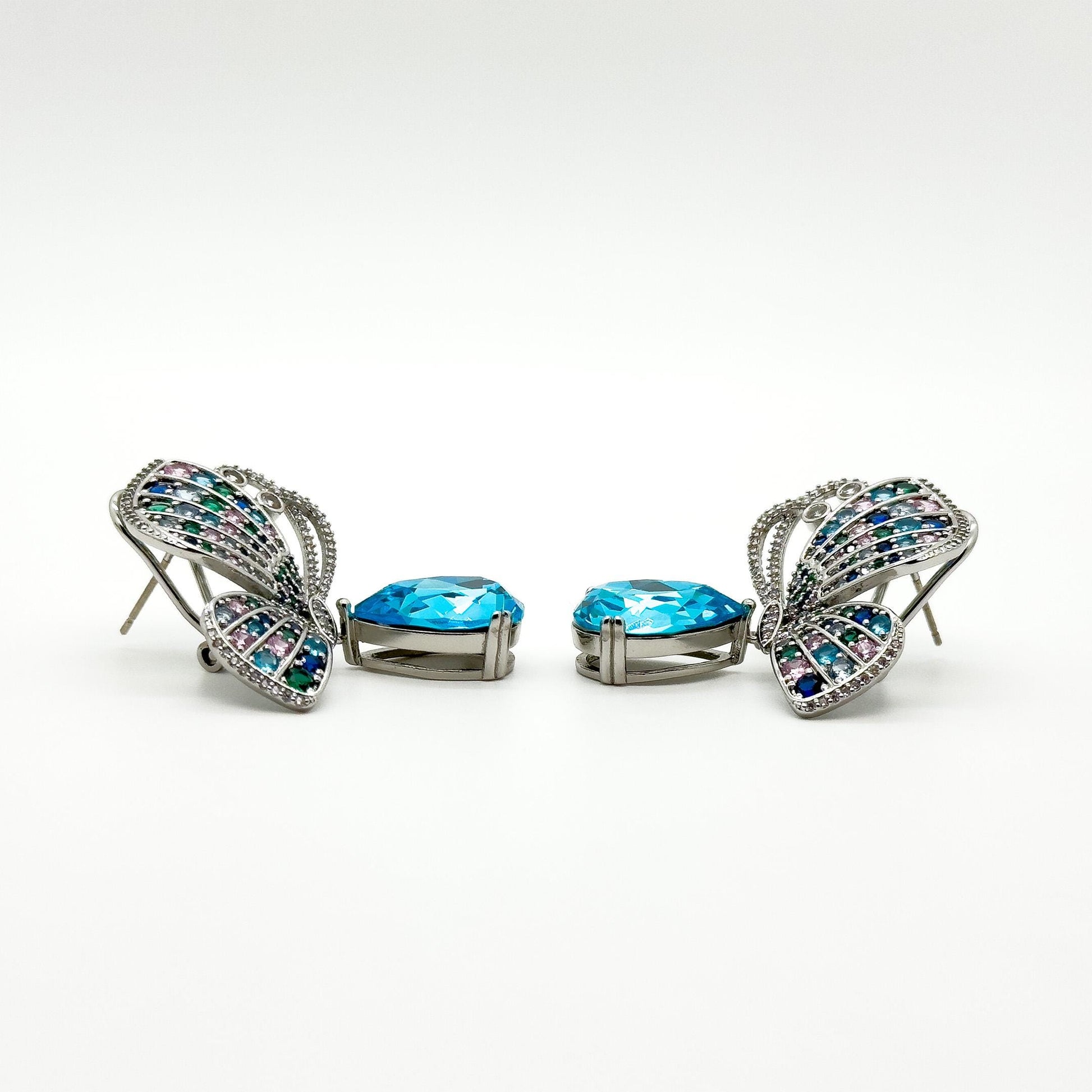 French Vintage Butterfly Stud Earrings with Zircon Copper Detail