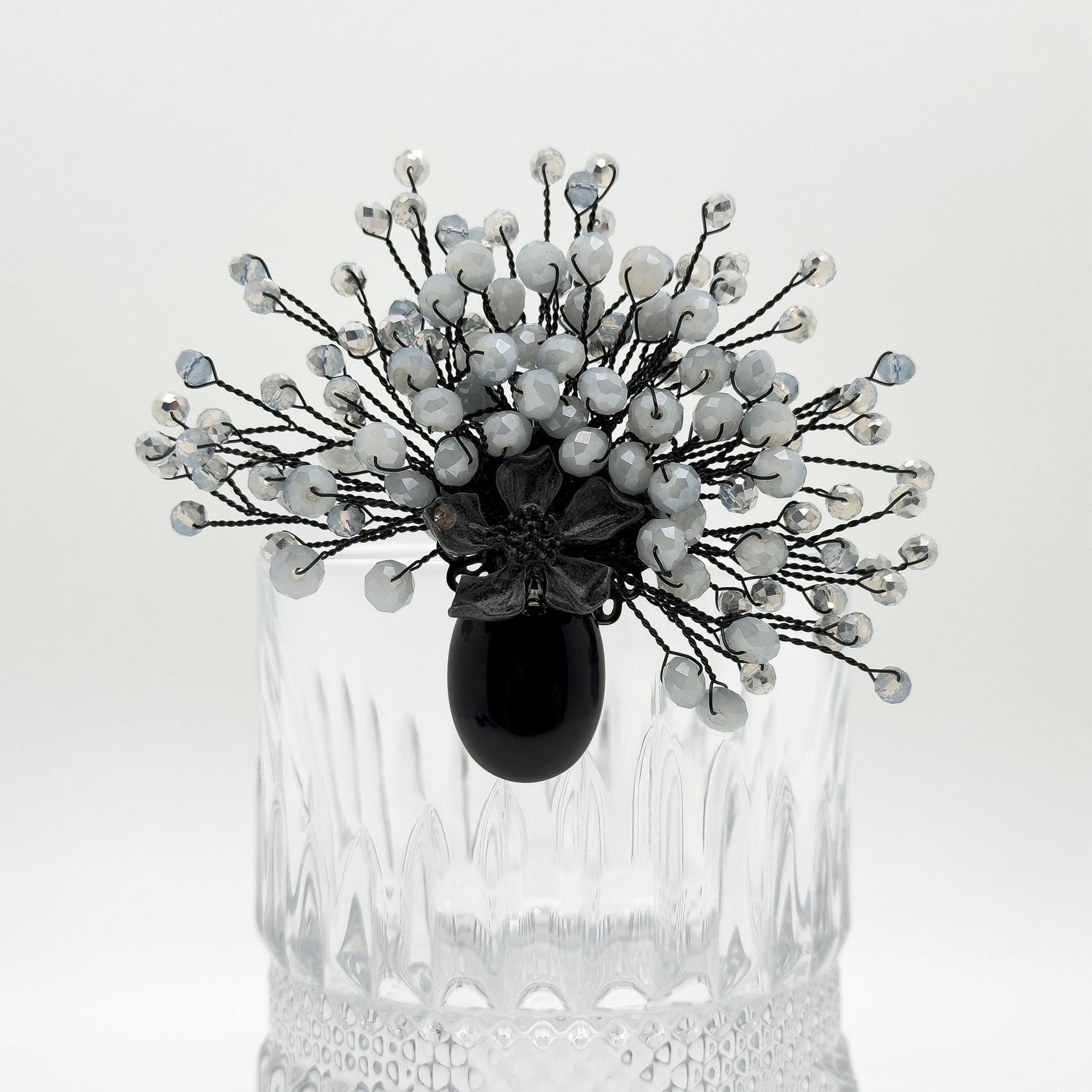 Elegant Vintage Crystal Handmade Flower Bouquet Brooch Pin for Parties