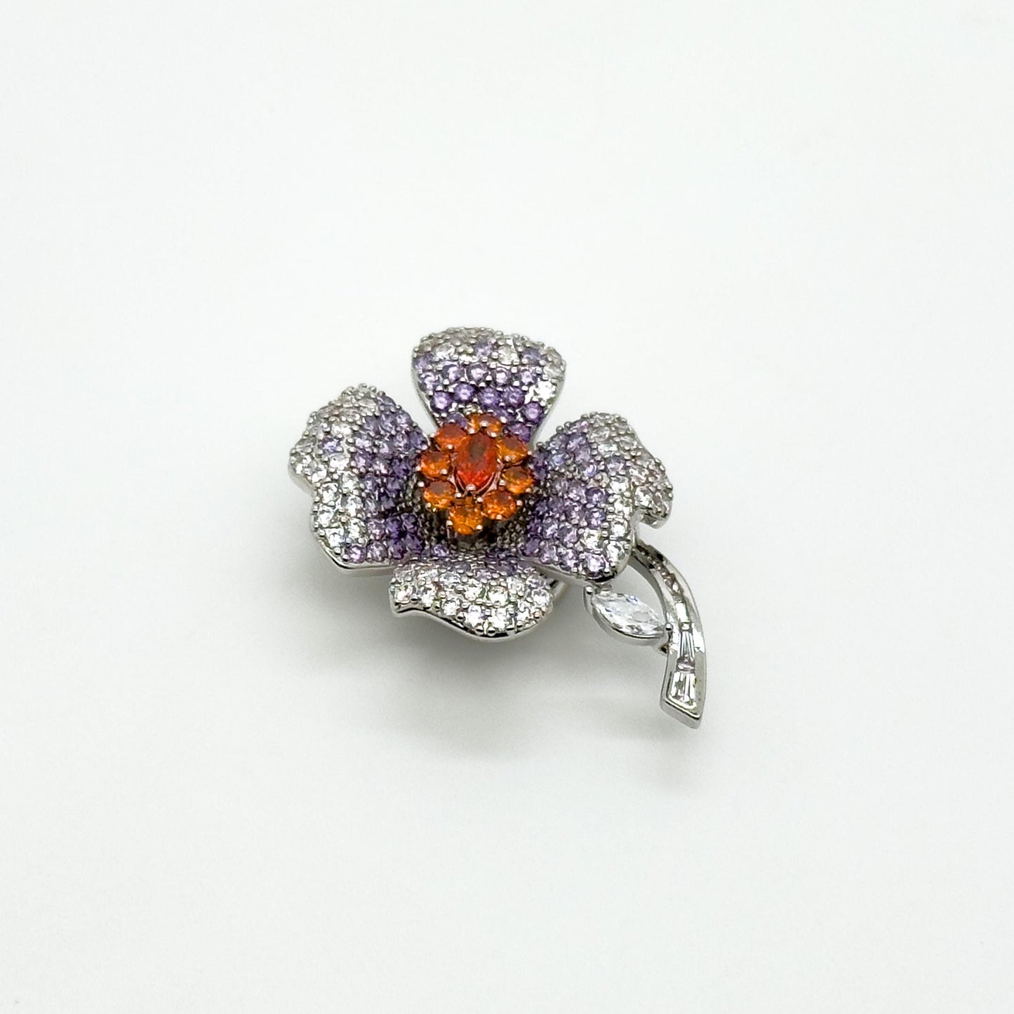 Four-Leaf Clover Crystal Flower Brooch Magnetic Pin for Women's Shirts