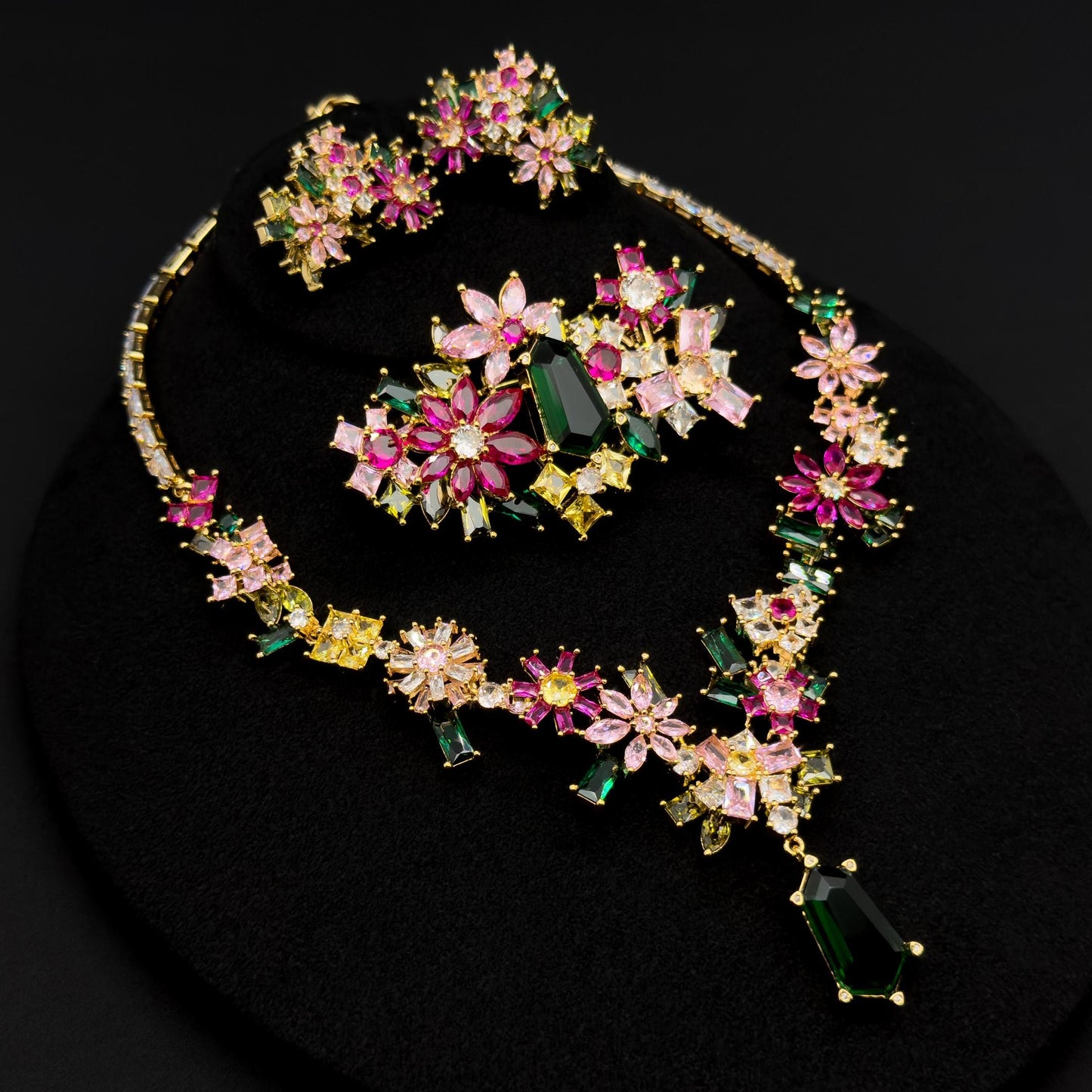 French Zircon Flower Jewellery Set – Luxury Necklace, Brooch, Earrings