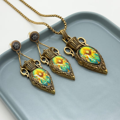 Vintage Art Deco Resin Copper Sun Pendant Earrings Set