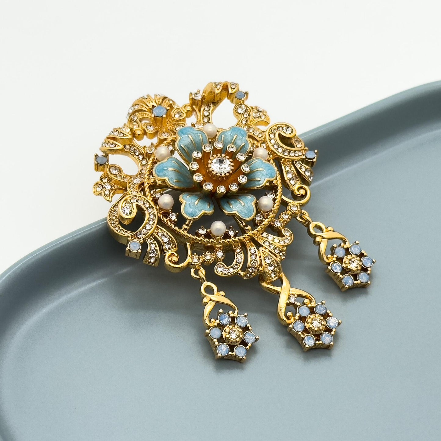 Vintage Art Deco Pearl and Rhinestone Enamel Crown Court Brooch