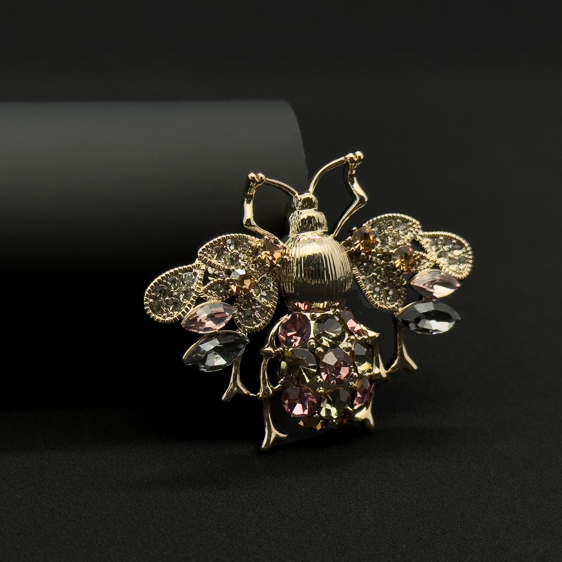 Vintage Bee Brooch Copper Zircon Retro Pendant Dual-Purpose Accessory