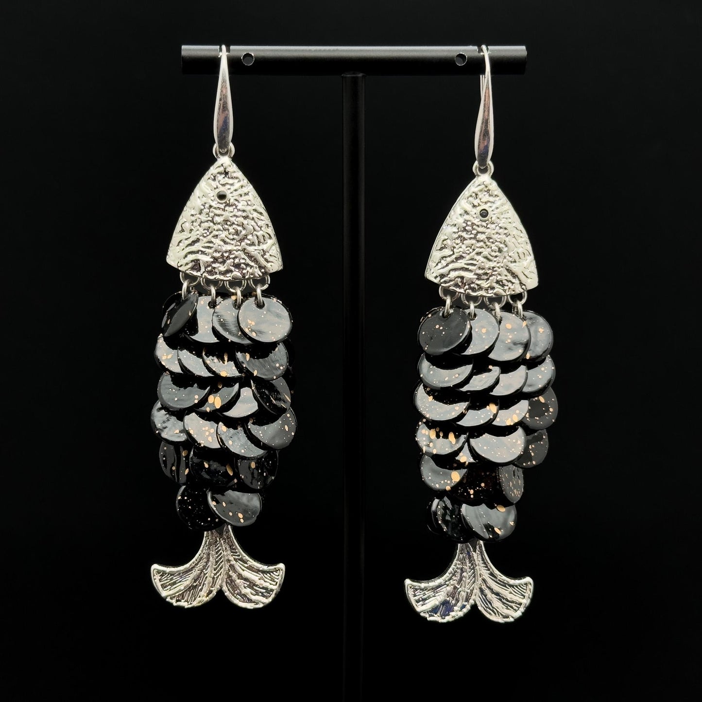 Vintage Art Deco Fish Scale Dangle Earrings Mother-of-Pearl