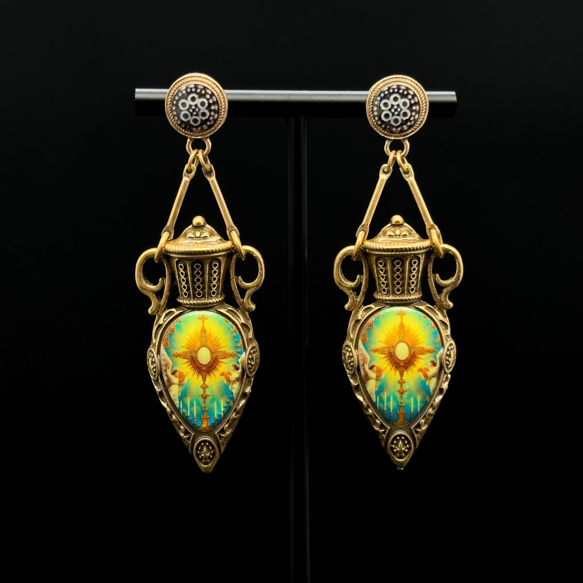 Vintage Art Deco Resin Copper Sun Pendant Earrings Set