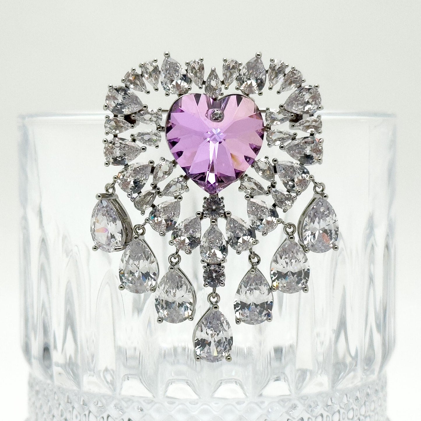 Luxury Exquisite Heart Brooch Pendant Sparkling Austrian Crystal Statement