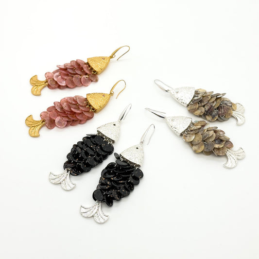 Vintage Art Deco Fish Scale Dangle Earrings Mother-of-Pearl