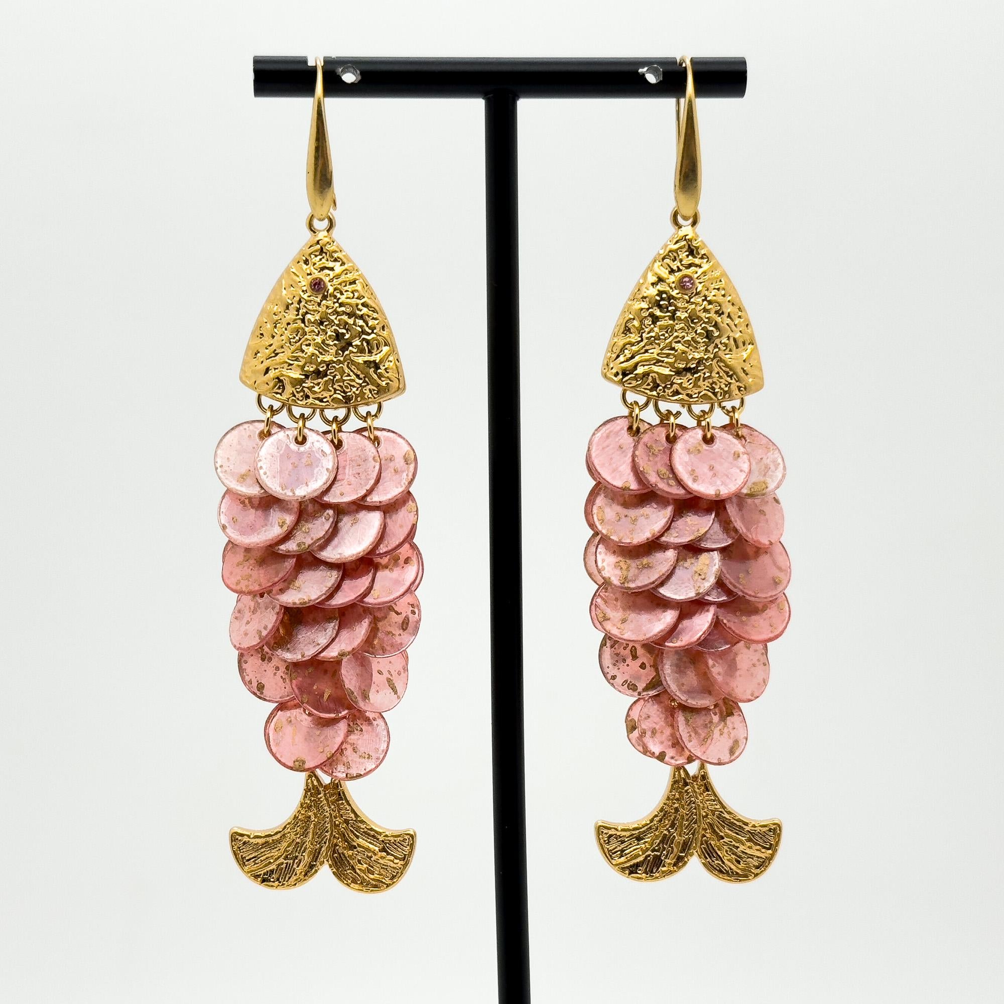 Vintage Art Deco Fish Scale Dangle Earrings Mother-of-Pearl