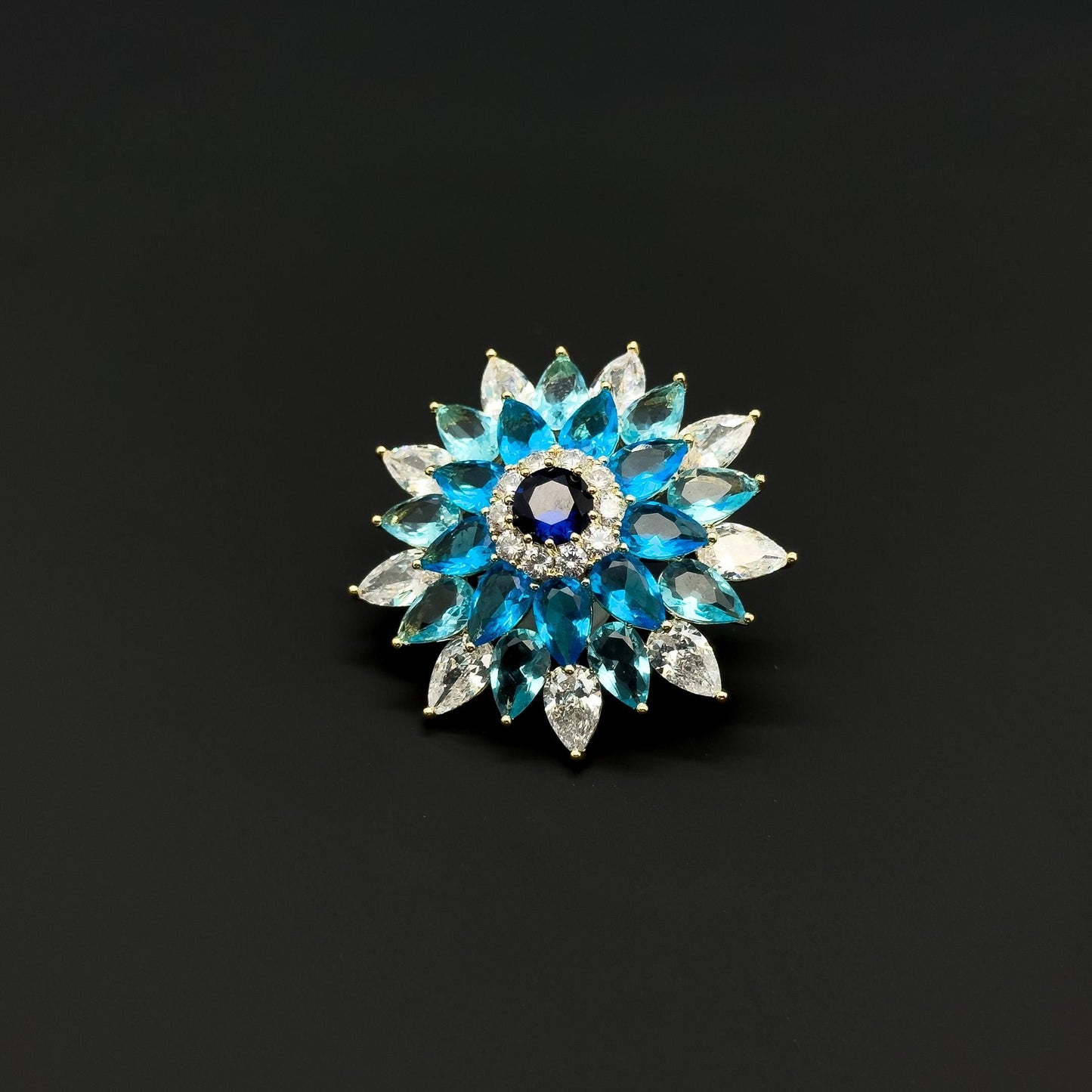 Blue Snowflake Zircon Brooch Pendant Dual-Use Copper Pin