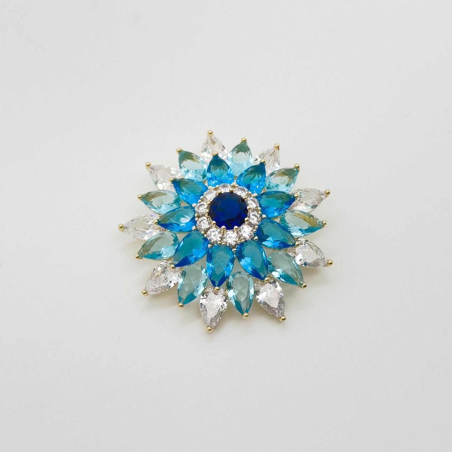 Blue Snowflake Zircon Brooch Pendant Dual-Use Copper Pin
