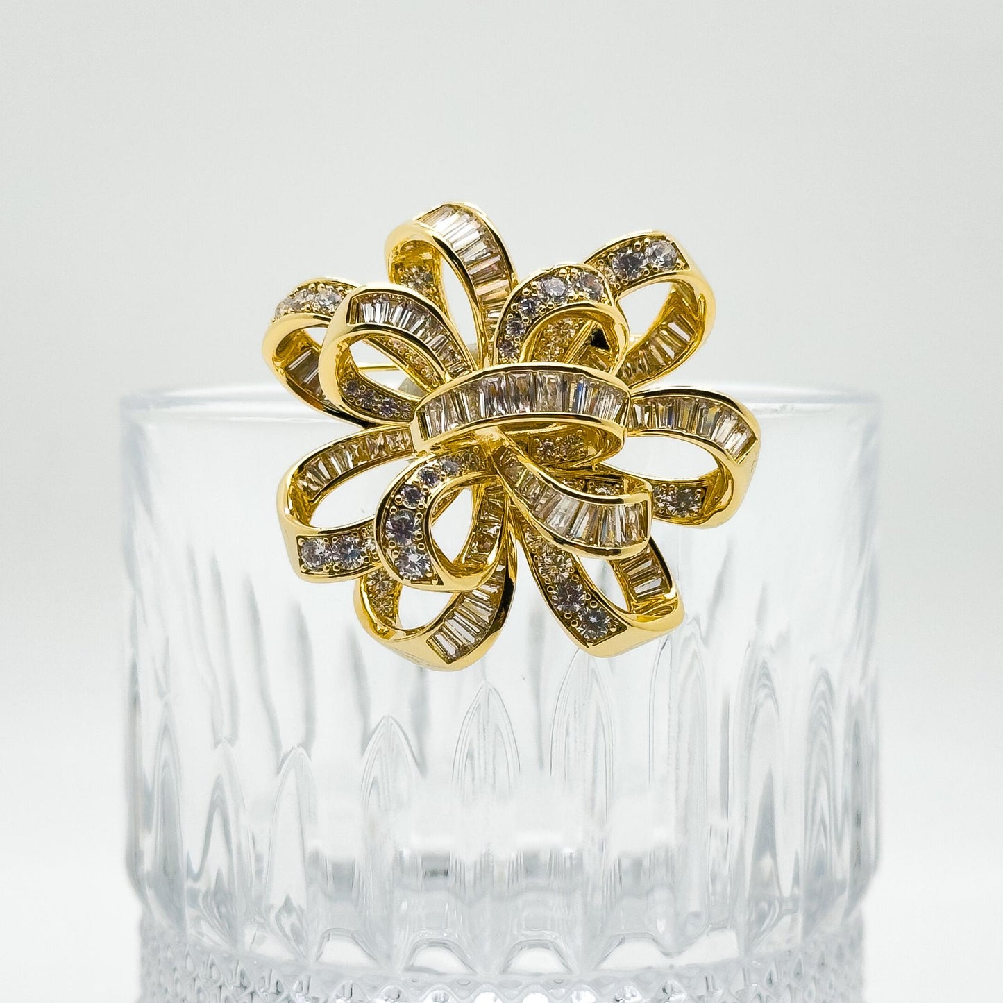 French Crystal Bow Brooch for Women Elegant Zircon Copper Pin