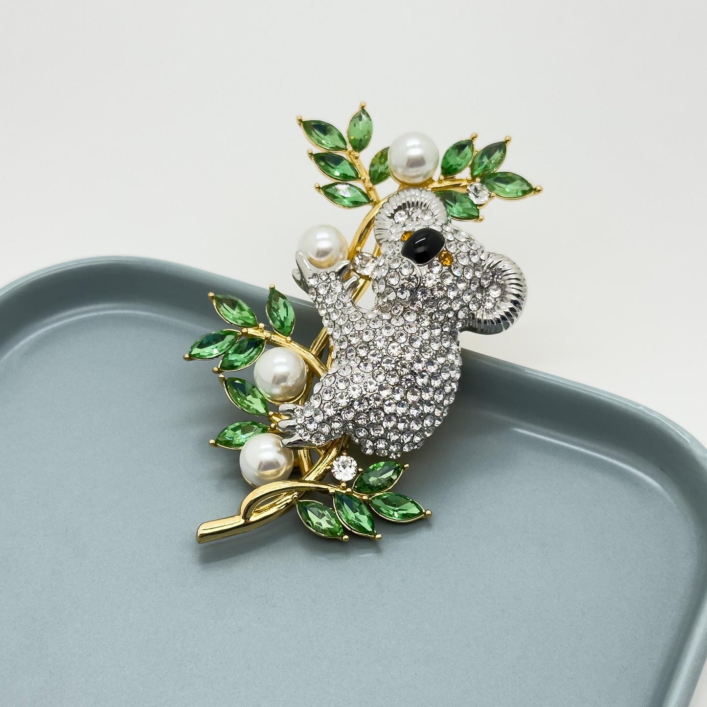 Art Deco Sloth Rhinestone Pearl Brooch Vintage-Inspired Coat Pin