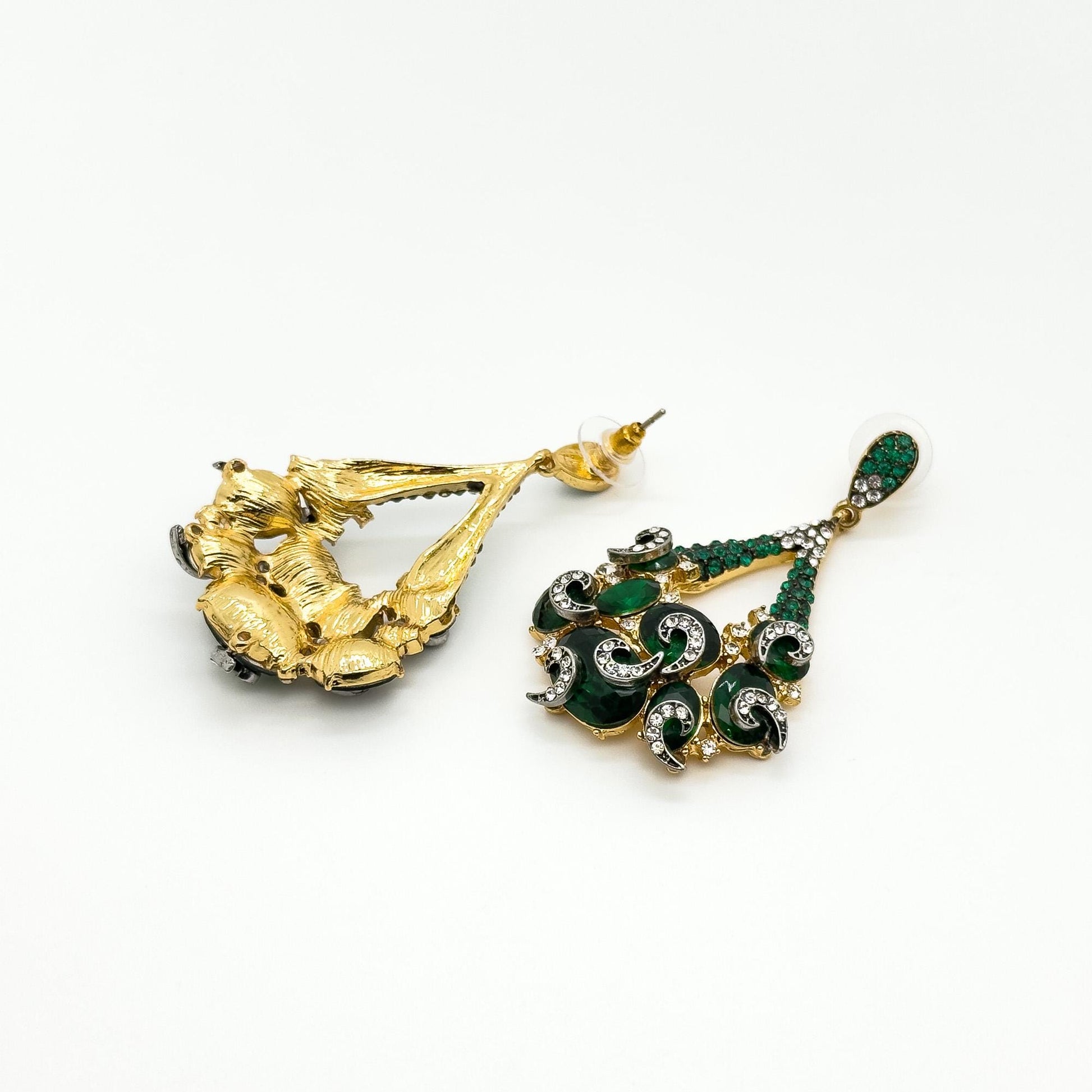 Vintage Art Deco Emerald Teardrop Earrings with Zircon Pearls