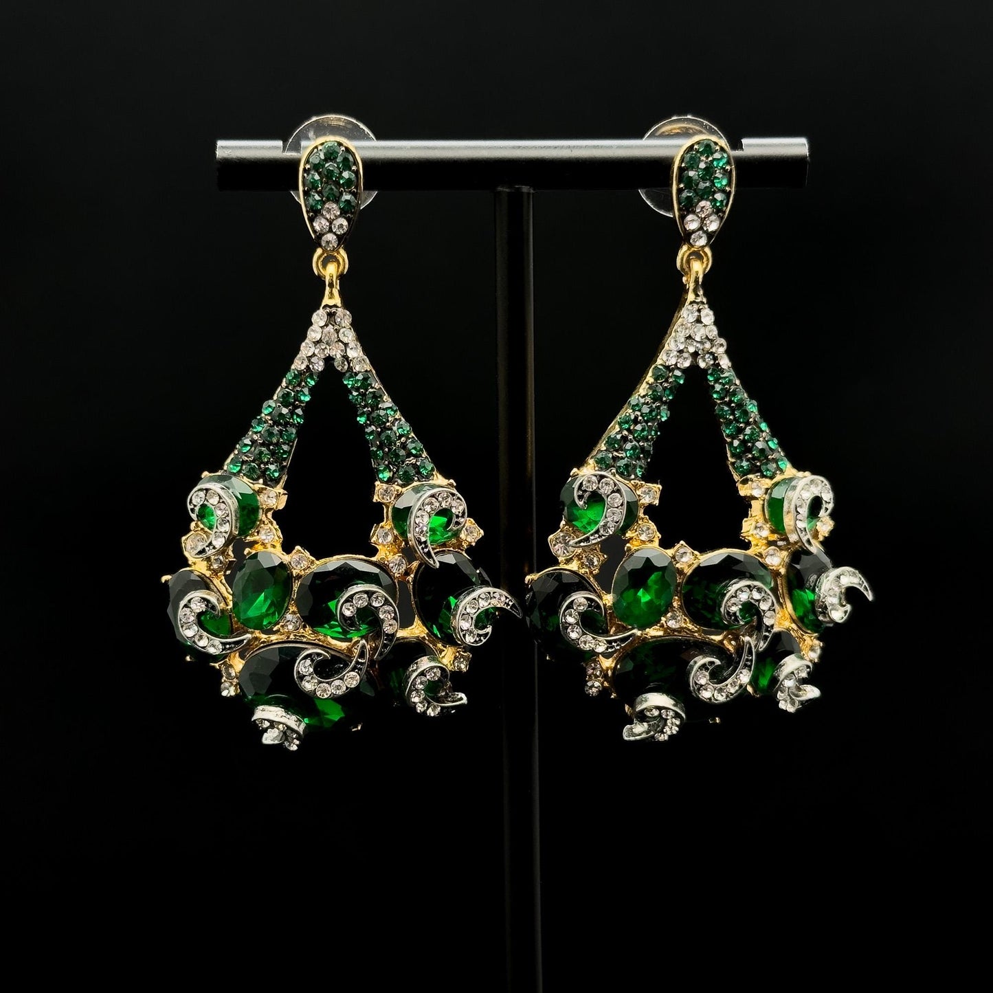 Vintage Art Deco Emerald Teardrop Earrings with Zircon Pearls