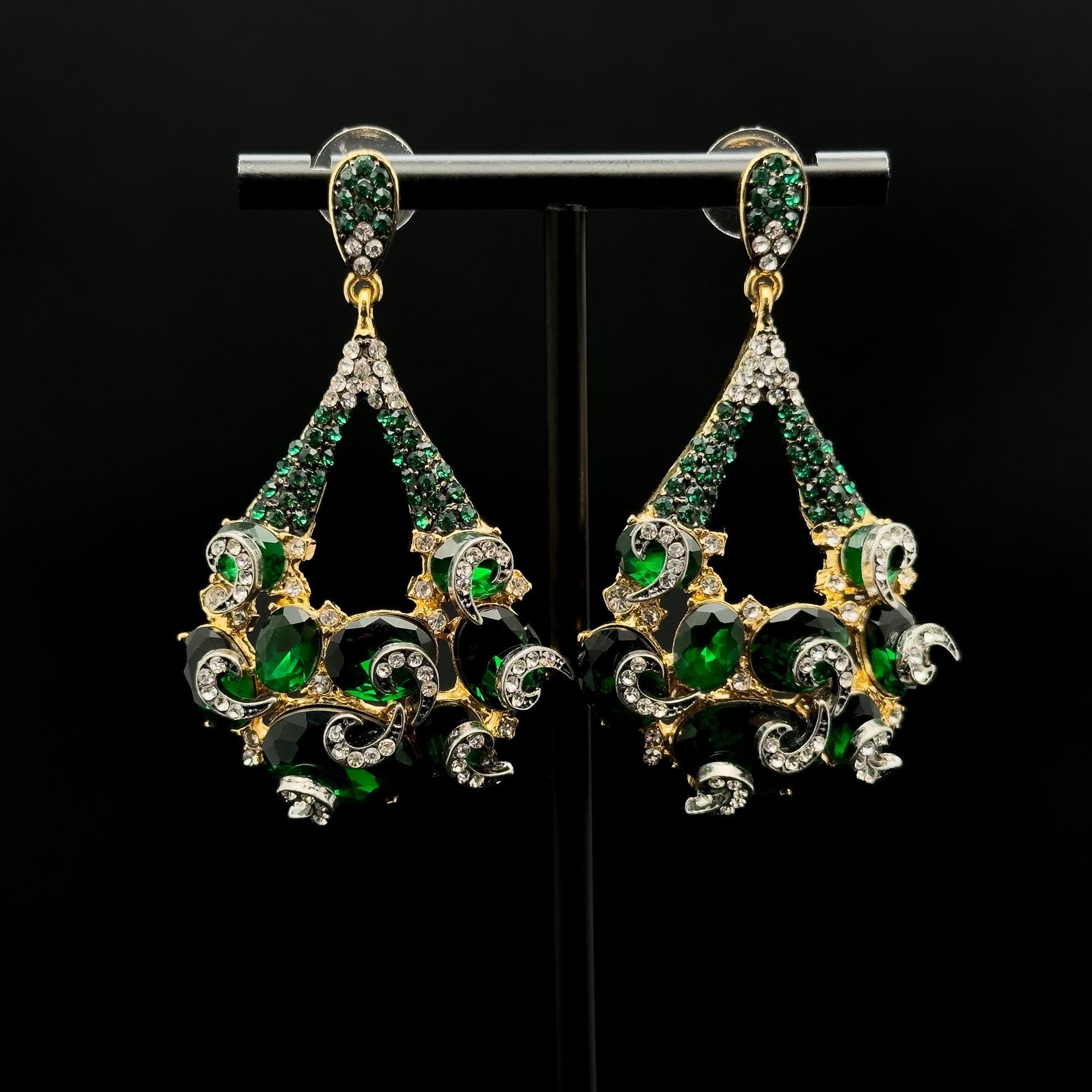 Vintage Art Deco Emerald Teardrop Earrings with Zircon Pearls