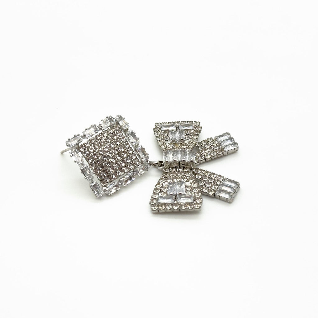 "Passion" | Art Deco Geometric Symmetry Crystal Ring