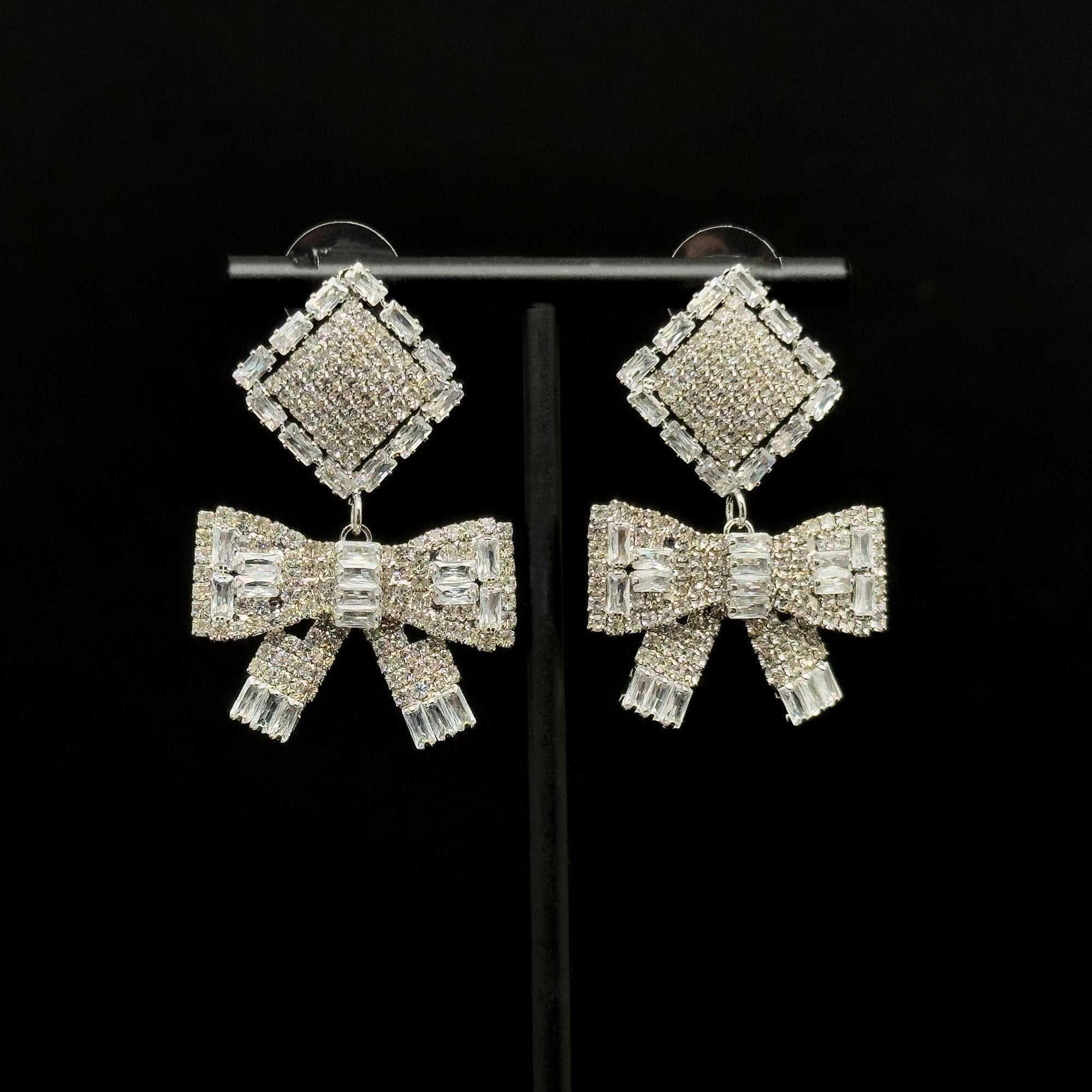 "Passion" | Art Deco Geometric Symmetry Crystal Ring