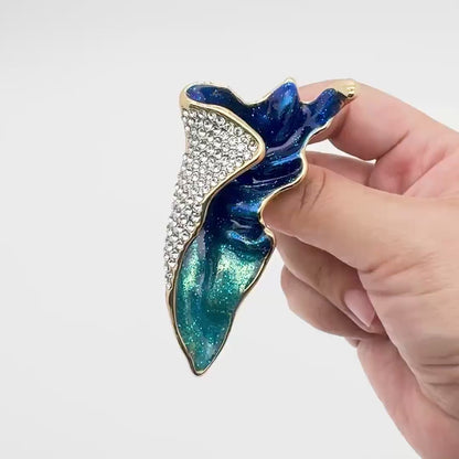 Elegant French-Style High Heel Shoe Brooch