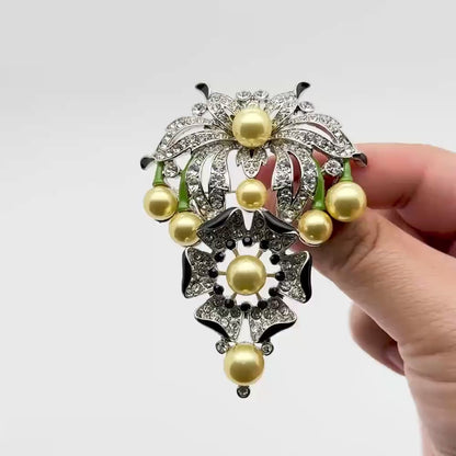 Gold Pearl Flower Enamel Details Brooch